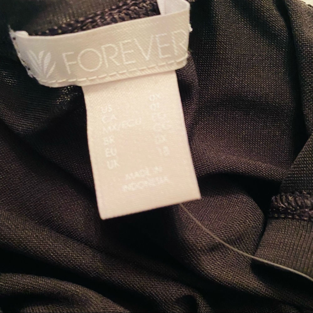 Women Top/Blouse. Forever 21. Black. Sz OX/2X - Picture 7 of 7